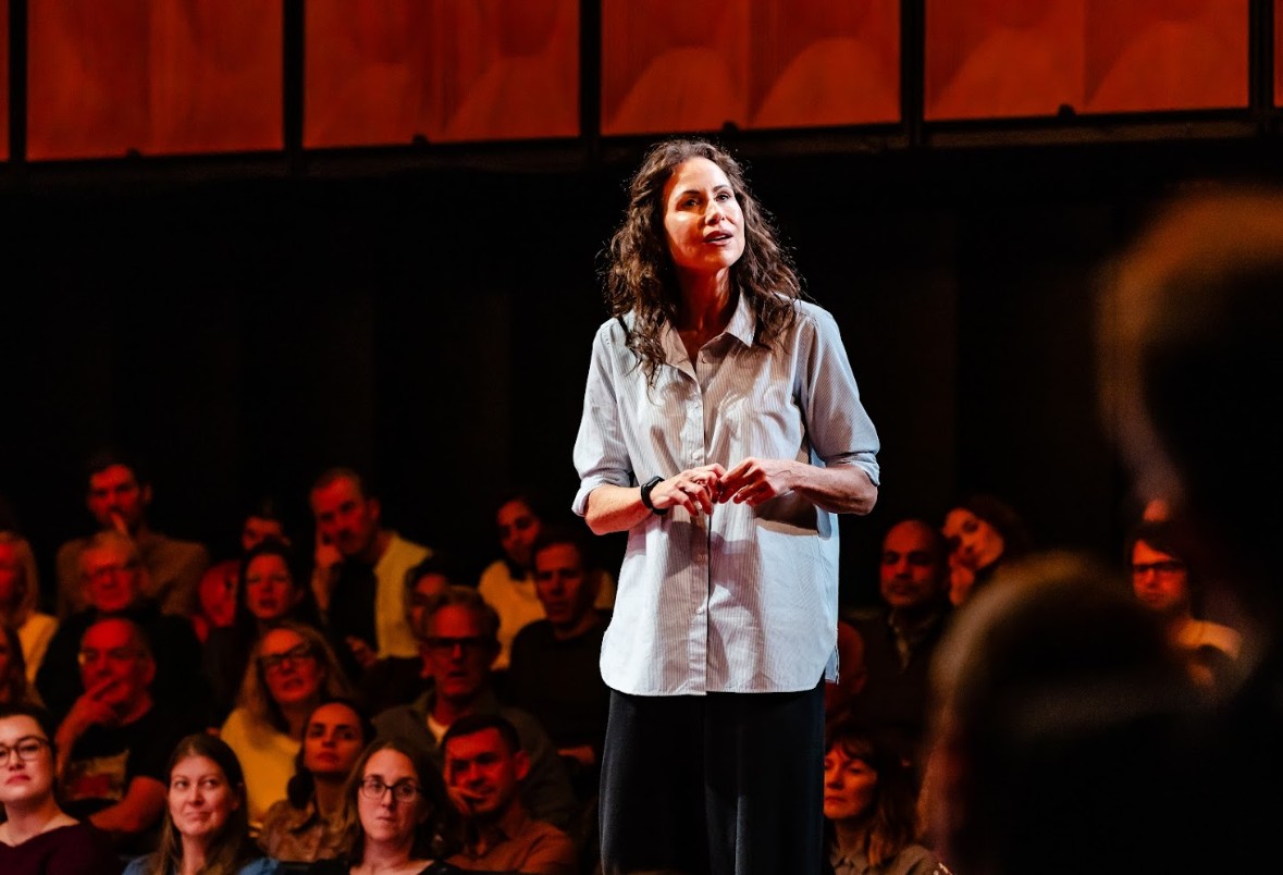 Minnie Driver in Every Brilliant Thing. Photo: Danny Kaan.